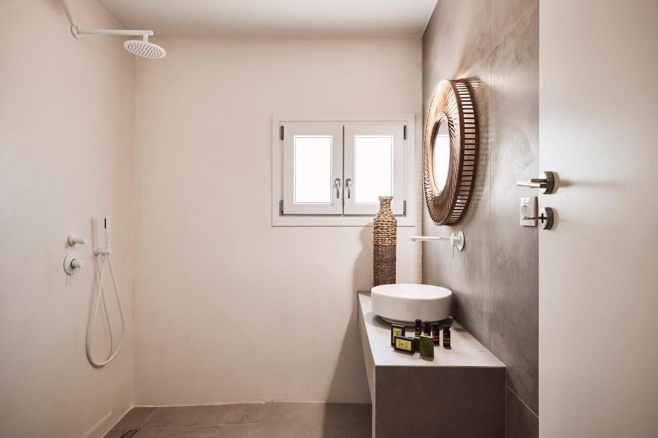 Mandrakia Serenity Suite Milos מראה חיצוני תמונה
