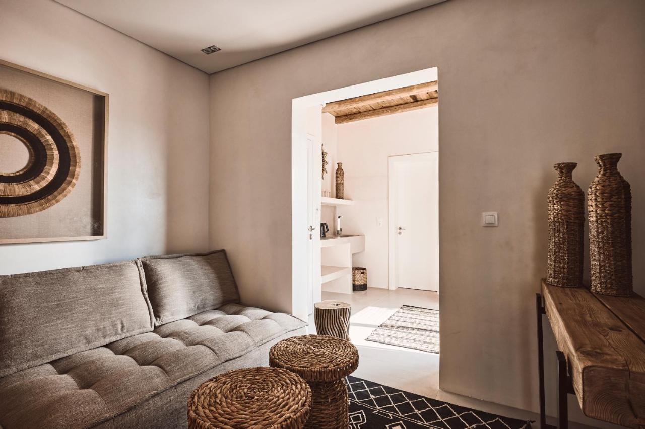 Mandrakia Serenity Suite Milos מראה חיצוני תמונה