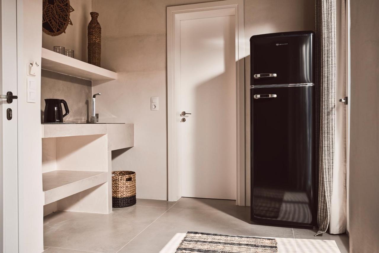 Mandrakia Serenity Suite Milos מראה חיצוני תמונה